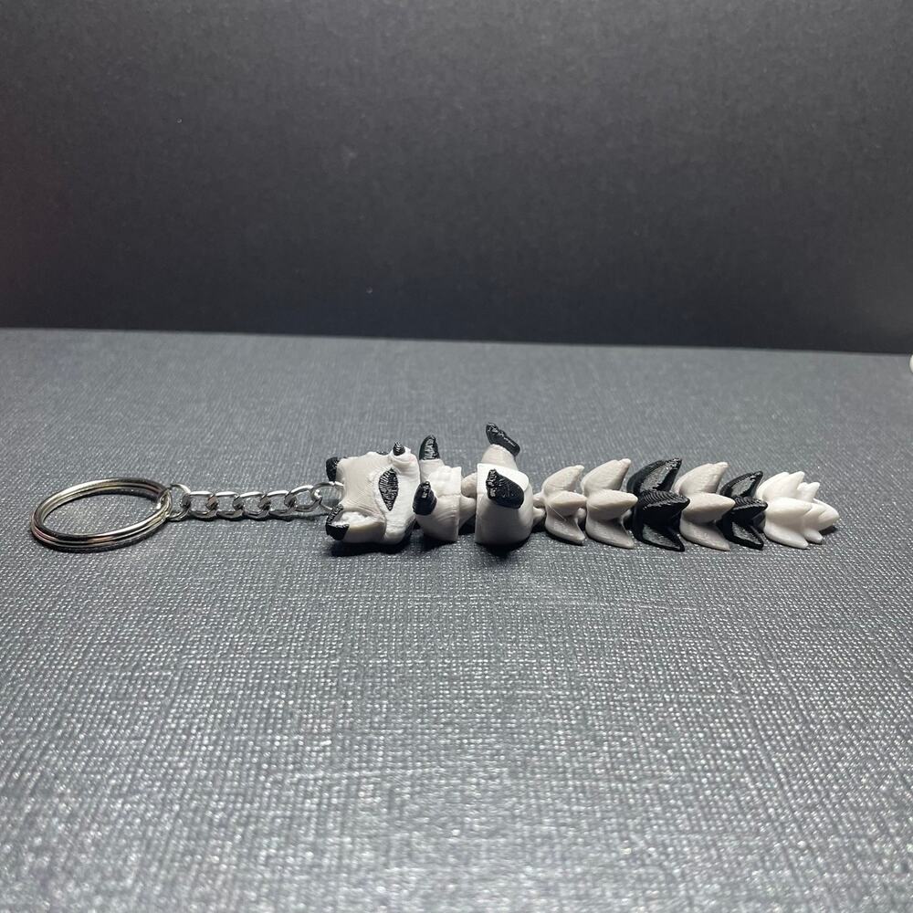 3D Printed Raccoon Key Ring - Picture 5 of 6